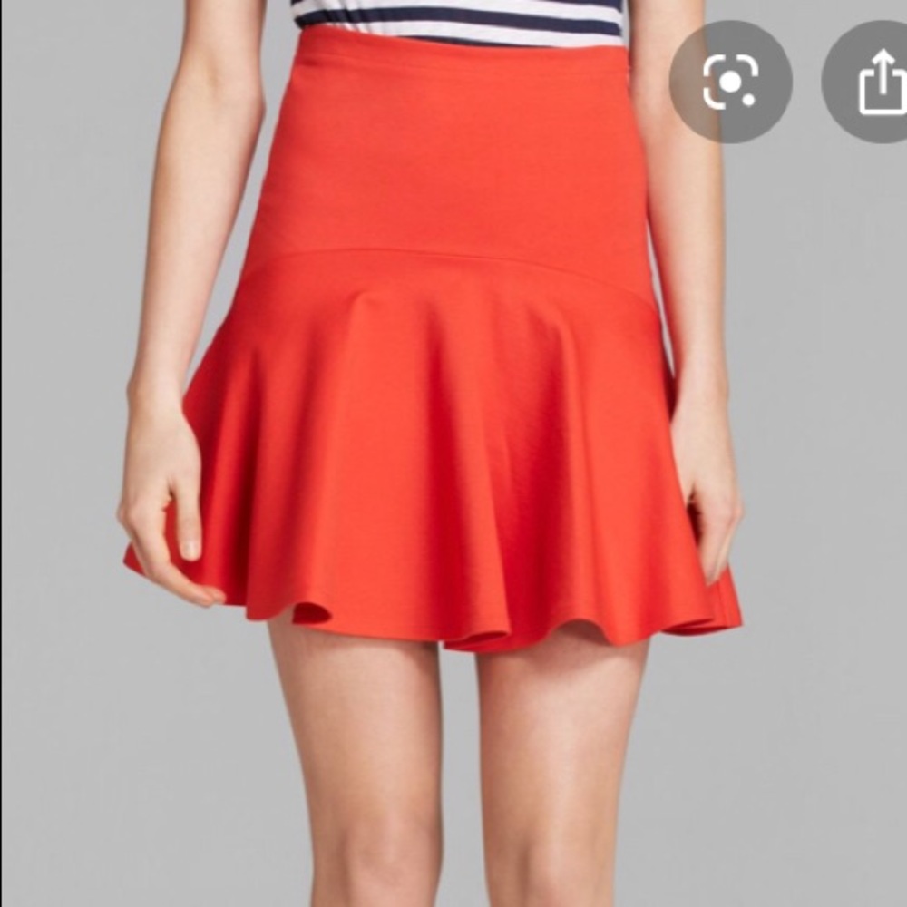 NEW French Connection Lucy Flare Skirt in size 2